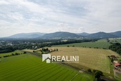 Prodej stavebního pozemku s úžasnými výhledy v Hnojníku o velikosti 1006 m2, cena 2290000 CZK / objekt, nabízí
